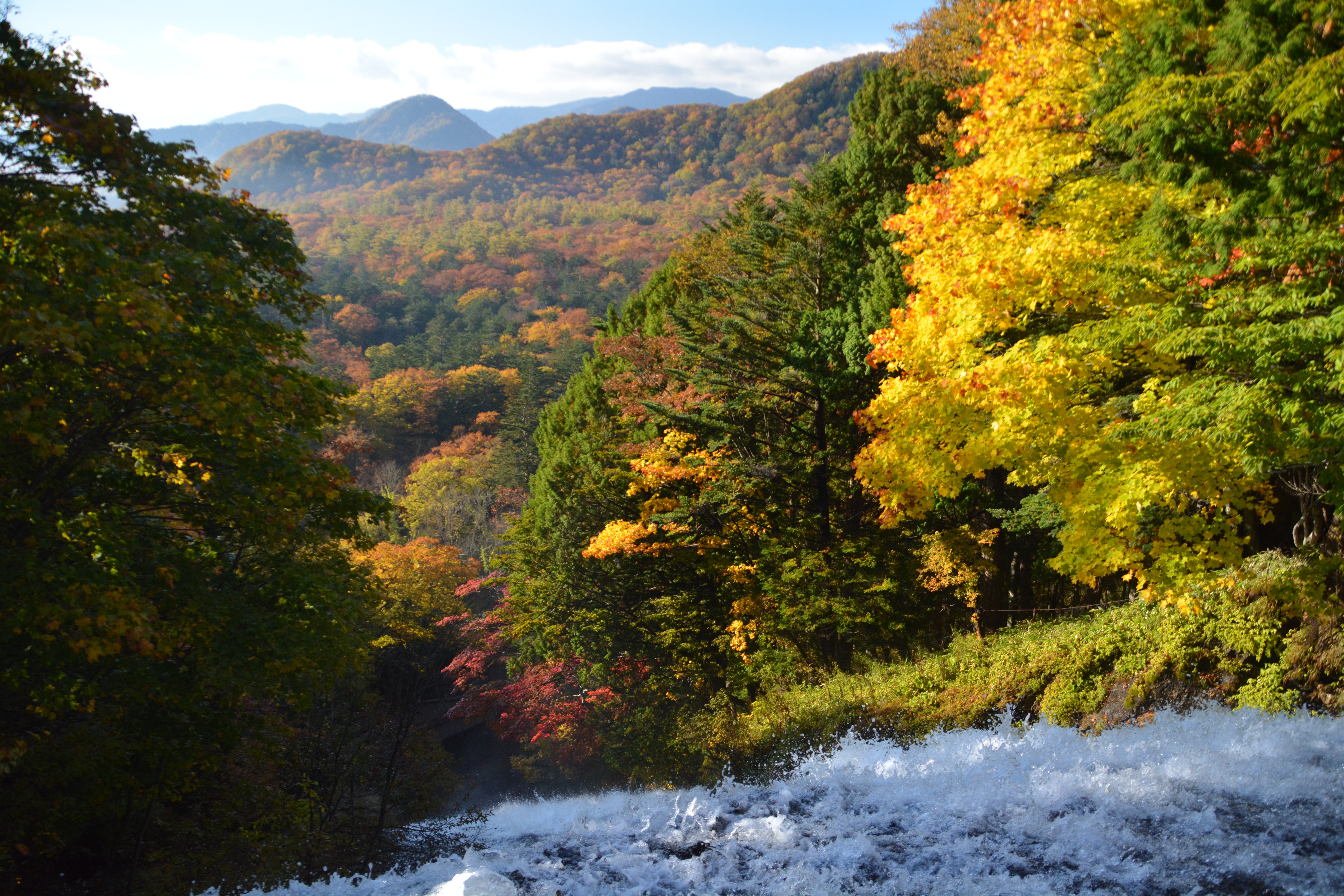 湯滝（紅葉）