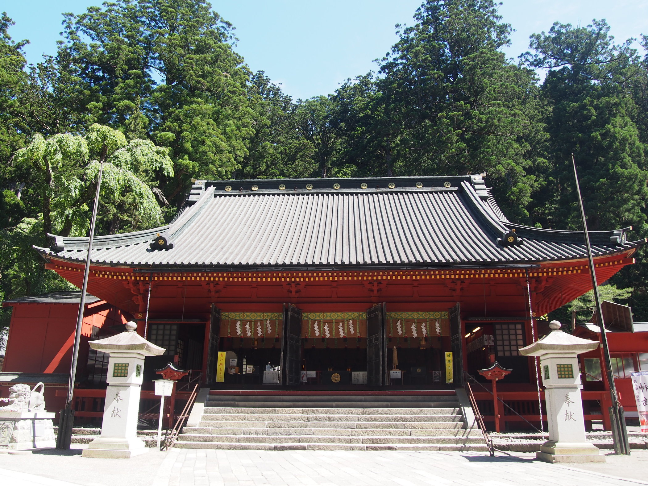 日光二荒山神社 拝殿